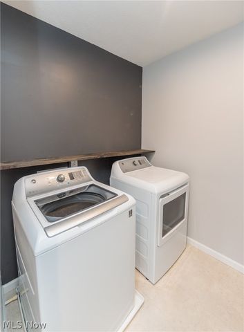 6394 Hooper Drive, Medina, OH 44256