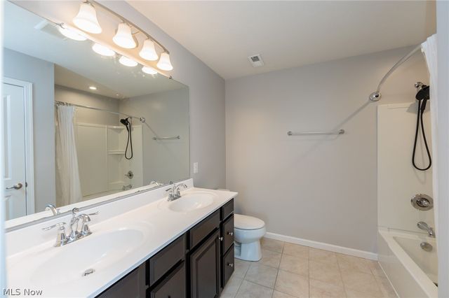 6394 Hooper Drive, Medina, OH 44256