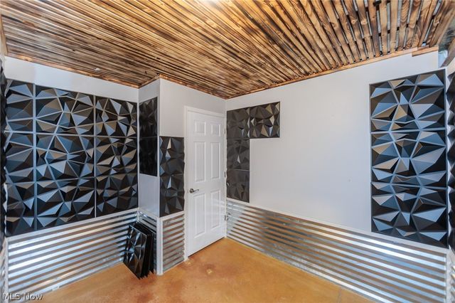 6394 Hooper Drive, Medina, OH 44256