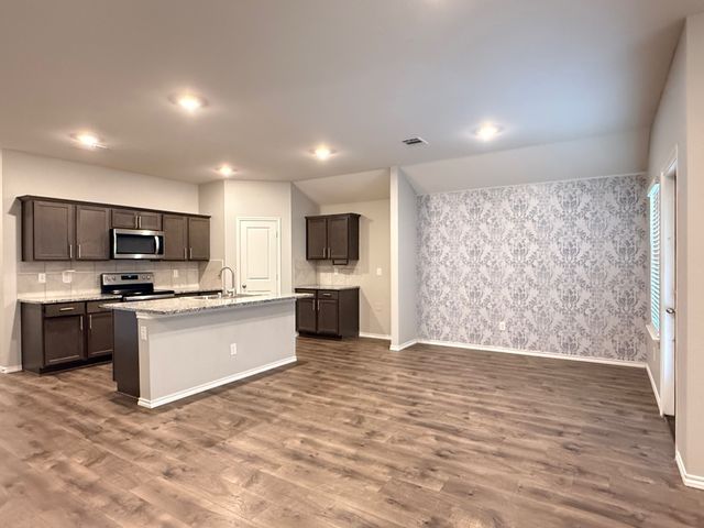 727 Meadow Creek Lane, Josephine, TX 75189