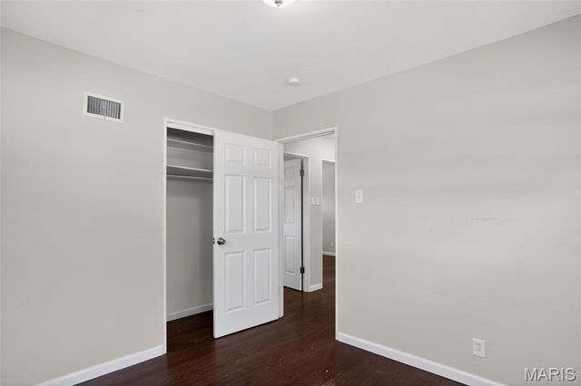 10112 Jett Drive, St Louis, MO 63136