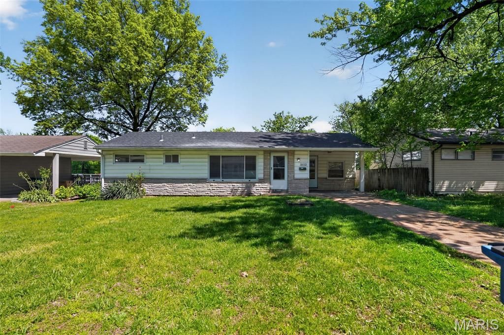 10112 Jett Drive, St Louis, MO 63136