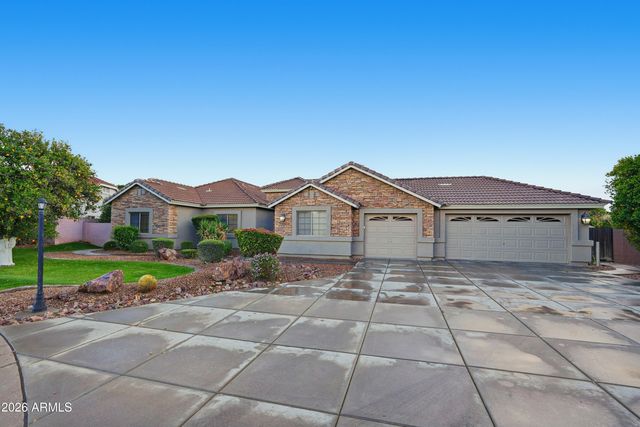 4335 E FOX Circle, Mesa, AZ 85205