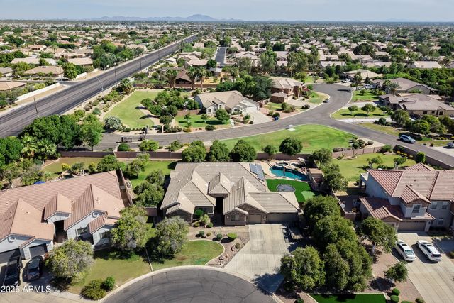 4335 E FOX Circle, Mesa, AZ 85205