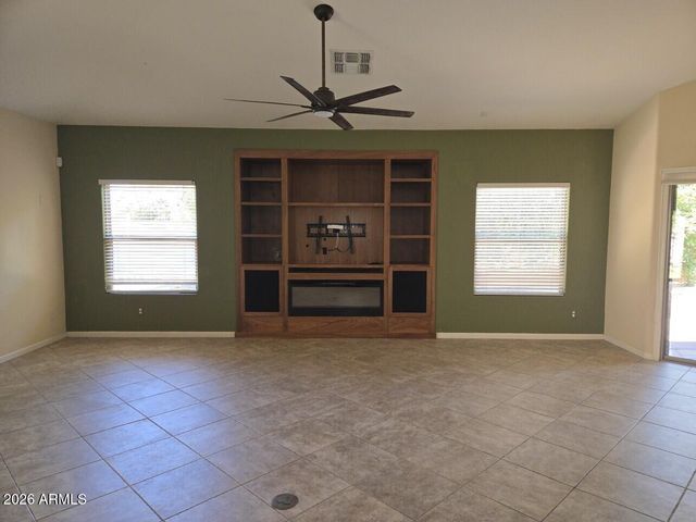 4335 E FOX Circle, Mesa, AZ 85205