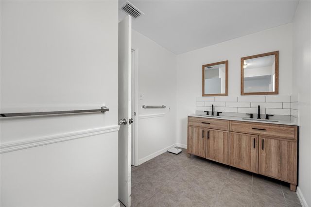 3428 YALE CIRCLE, Riverview, FL 33578