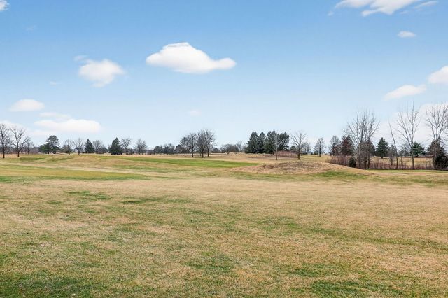 1 Crenshaw Court, Bolingbrook, IL 60490