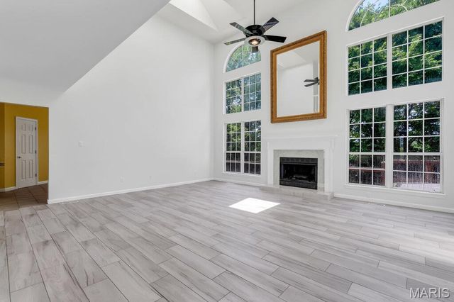 2910 Championship Boulevard, Oakville, MO 63129