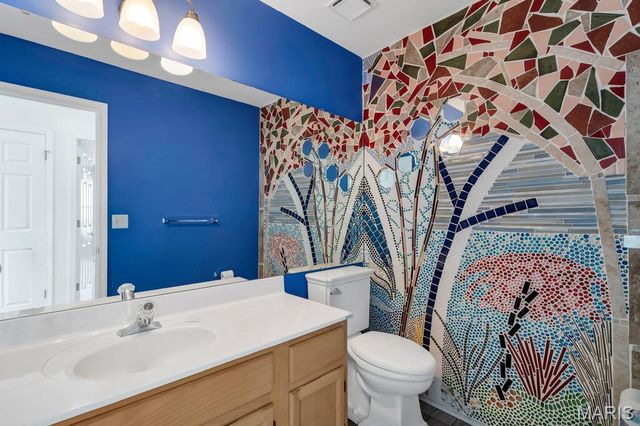 2910 Championship Boulevard, Oakville, MO 63129