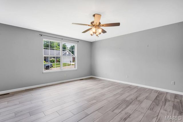 2910 Championship Boulevard, Oakville, MO 63129