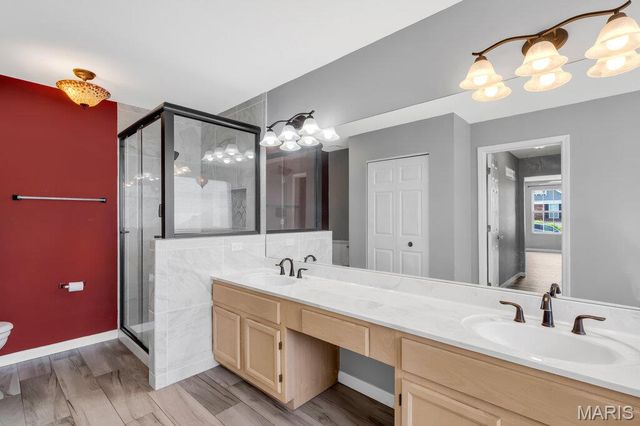 2910 Championship Boulevard, Oakville, MO 63129
