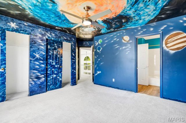 2910 Championship Boulevard, Oakville, MO 63129