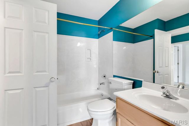2910 Championship Boulevard, Oakville, MO 63129