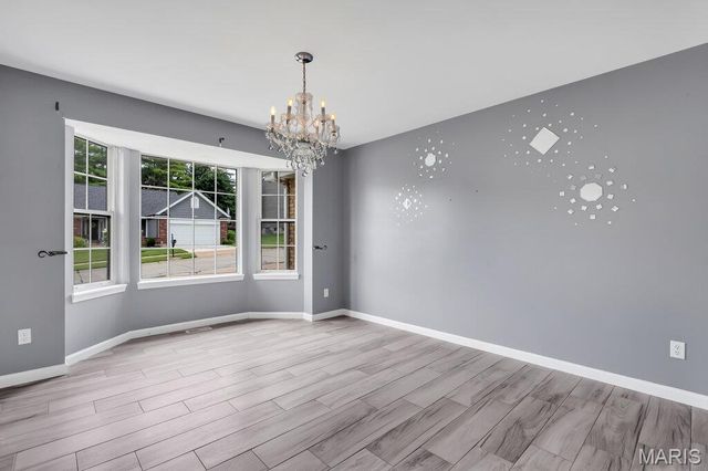 2910 Championship Boulevard, Oakville, MO 63129
