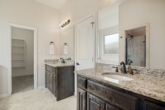 465 Collin Street, Nevada, TX 75173