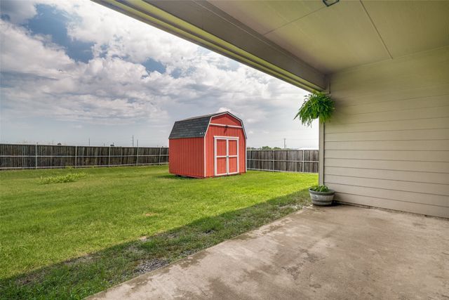 465 Collin Street, Nevada, TX 75173