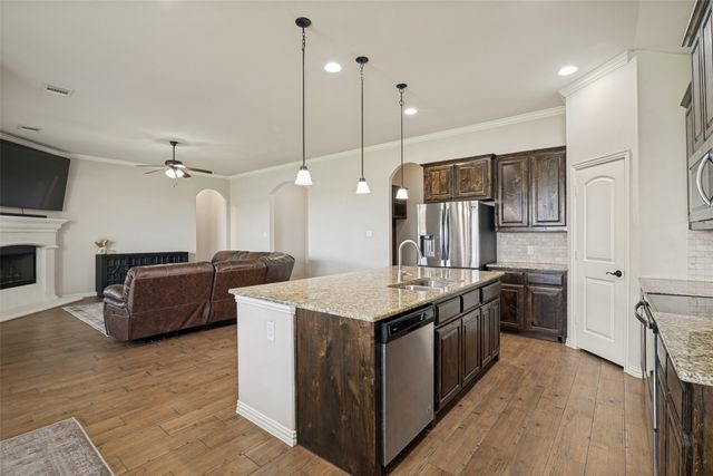 465 Collin Street, Nevada, TX 75173
