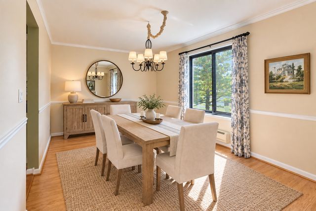 1415 E Central Road 222C, Arlington Heights, IL 60005