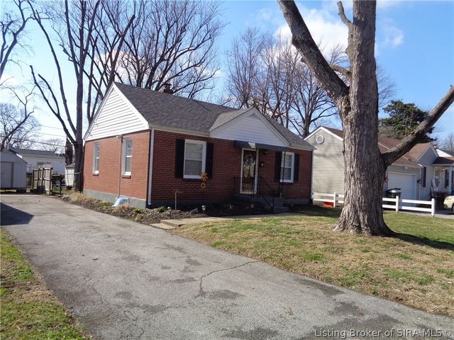 9 Louise Street, Jeffersonville, IN 47130