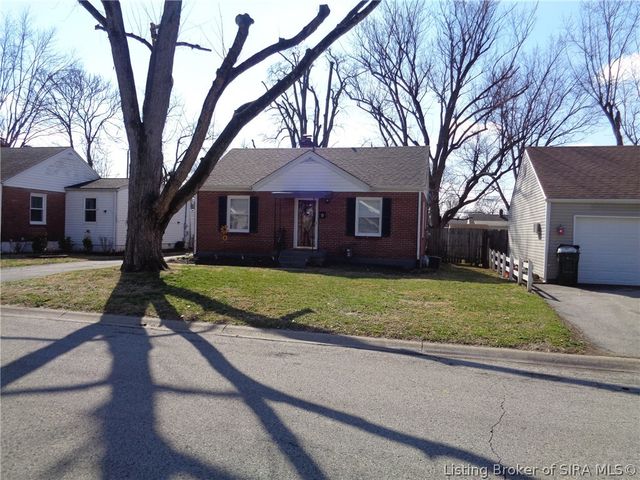 9 Louise Street, Jeffersonville, IN 47130