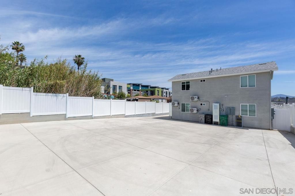 Image 17 of property listing at 430 47th, San Diego, CA 92102