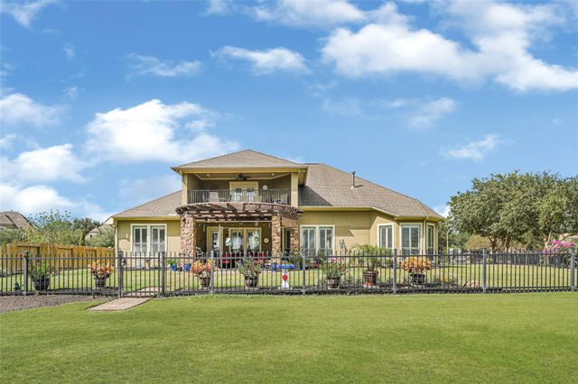 4517 Estella Court, League City, TX 77573