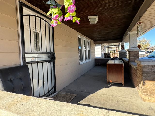 1122 Waldemere Avenue, Indianapolis, IN 46241