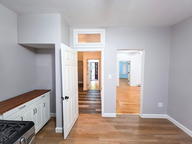32 Bellevue Street A, Lowell, MA 01851