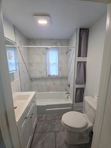 32 Bellevue Street A, Lowell, MA 01851
