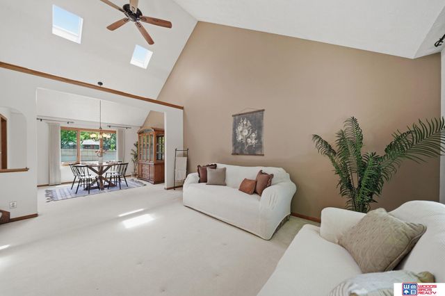 7115 Glynoaks Drive, Lincoln, NE 68516