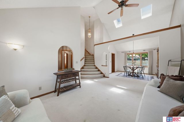 7115 Glynoaks Drive, Lincoln, NE 68516