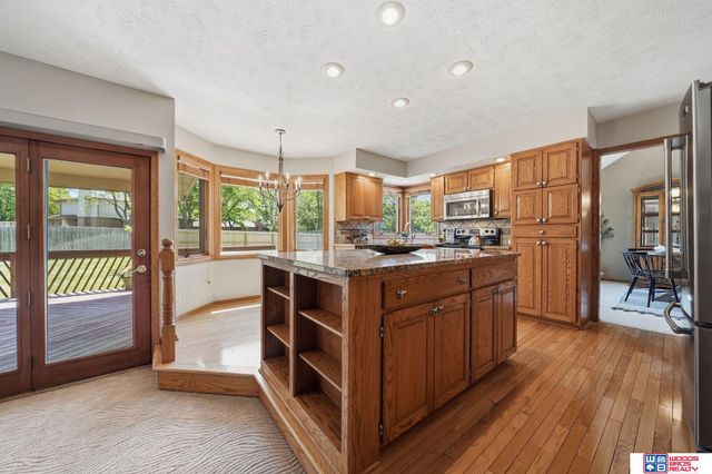 7115 Glynoaks Drive, Lincoln, NE 68516