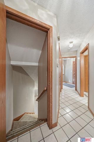 7115 Glynoaks Drive, Lincoln, NE 68516