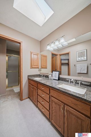 7115 Glynoaks Drive, Lincoln, NE 68516