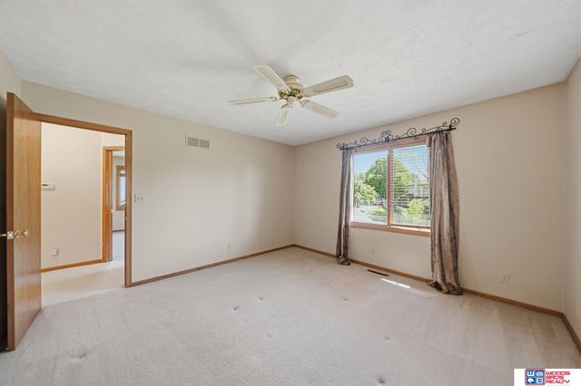 7115 Glynoaks Drive, Lincoln, NE 68516