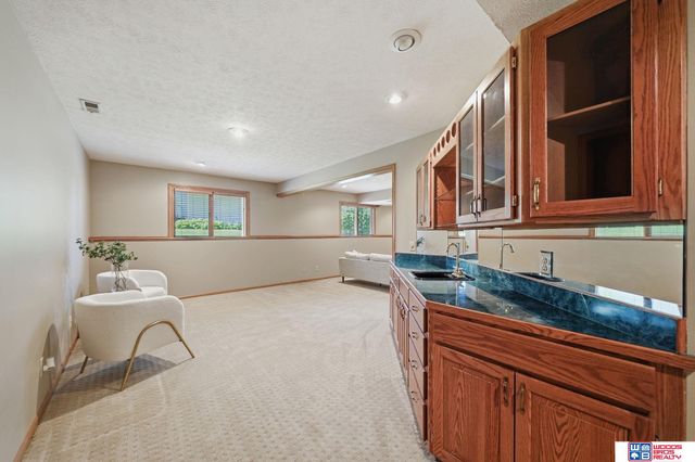 7115 Glynoaks Drive, Lincoln, NE 68516