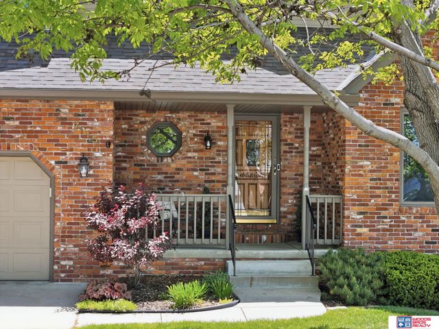 7115 Glynoaks Drive, Lincoln, NE 68516