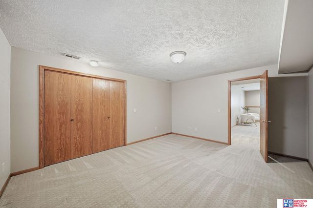 7115 Glynoaks Drive, Lincoln, NE 68516