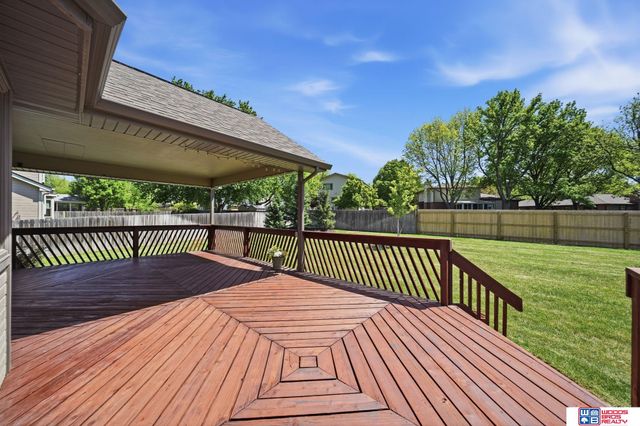 7115 Glynoaks Drive, Lincoln, NE 68516