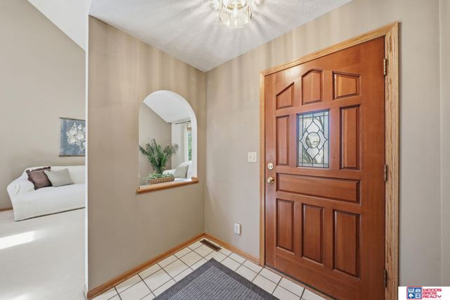 7115 Glynoaks Drive, Lincoln, NE 68516