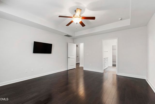 8121 Fieldcrest Lane, Fuquay Varina, NC 27526