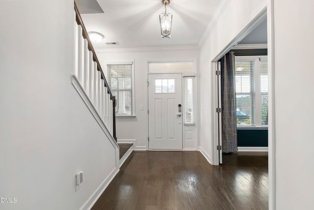 8121 Fieldcrest Lane, Fuquay Varina, NC 27526