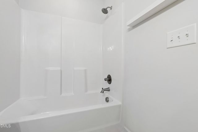 8121 Fieldcrest Lane, Fuquay Varina, NC 27526