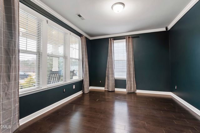 8121 Fieldcrest Lane, Fuquay Varina, NC 27526