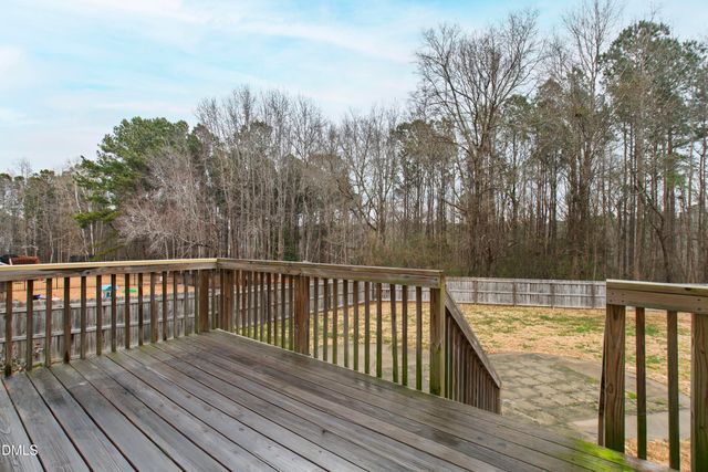 8121 Fieldcrest Lane, Fuquay Varina, NC 27526