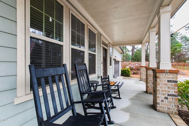 8121 Fieldcrest Lane, Fuquay Varina, NC 27526