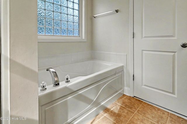 536 Edgewood Road, Boiling Spring Lakes, NC 28461