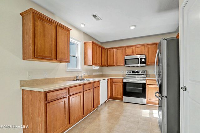 536 Edgewood Road, Boiling Spring Lakes, NC 28461