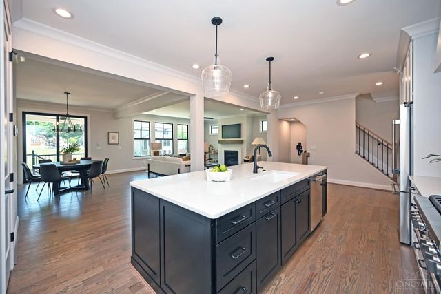 7406 Orchard Street, Columbia Twp, OH 45227