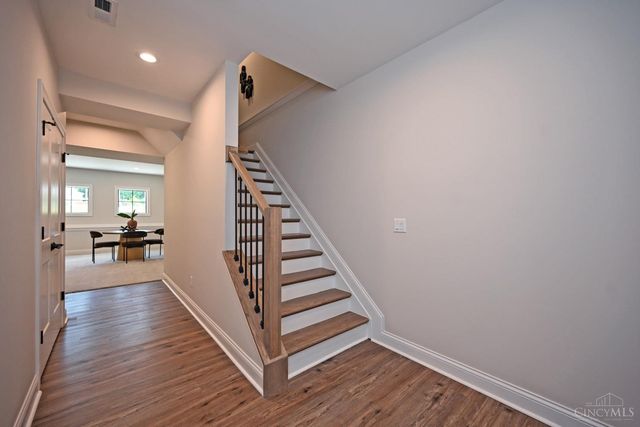 7406 Orchard Street, Columbia Twp, OH 45227